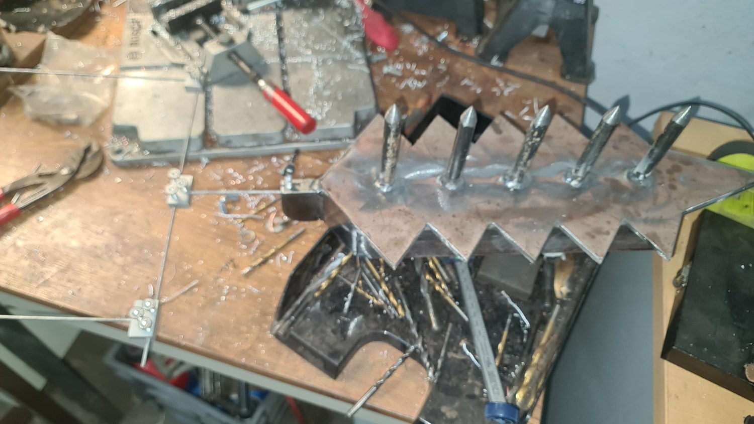 Assemblage d’une reproduction BSA en atelier